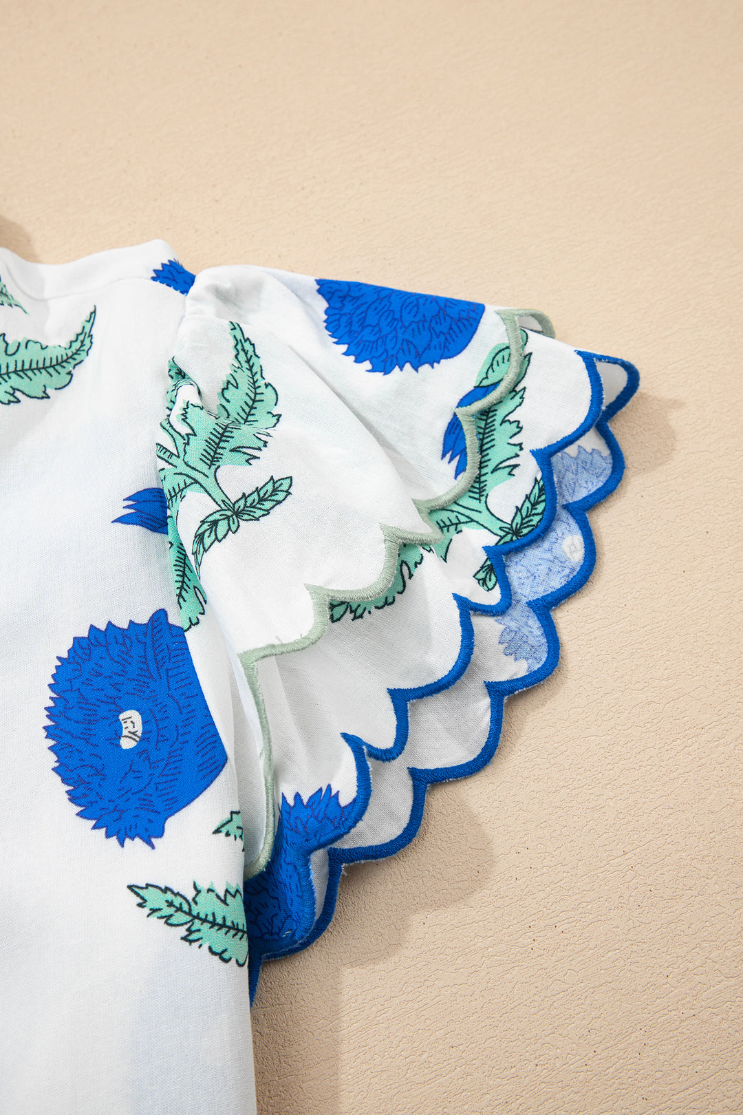 Blue Wild Flower Print Contrast Trim Scallop Detail Short Sleeve Blouse