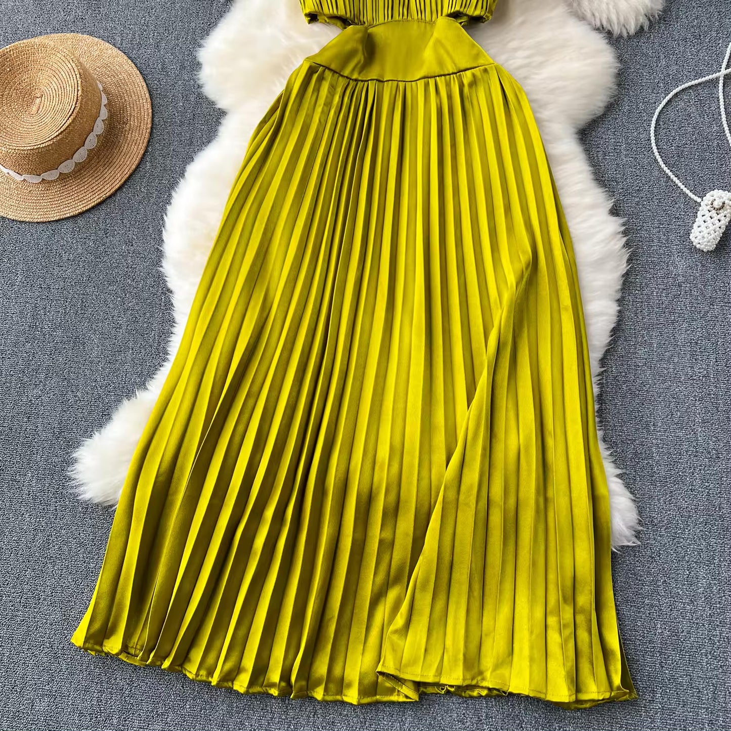 Vestidos Green Pleated Midi Dress | Women