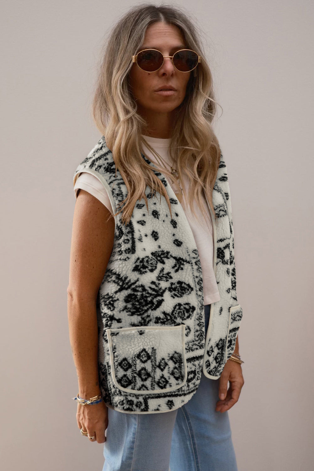 Brown Sherpa Paisley Print Pocketed Western Fashion Vest Jacket