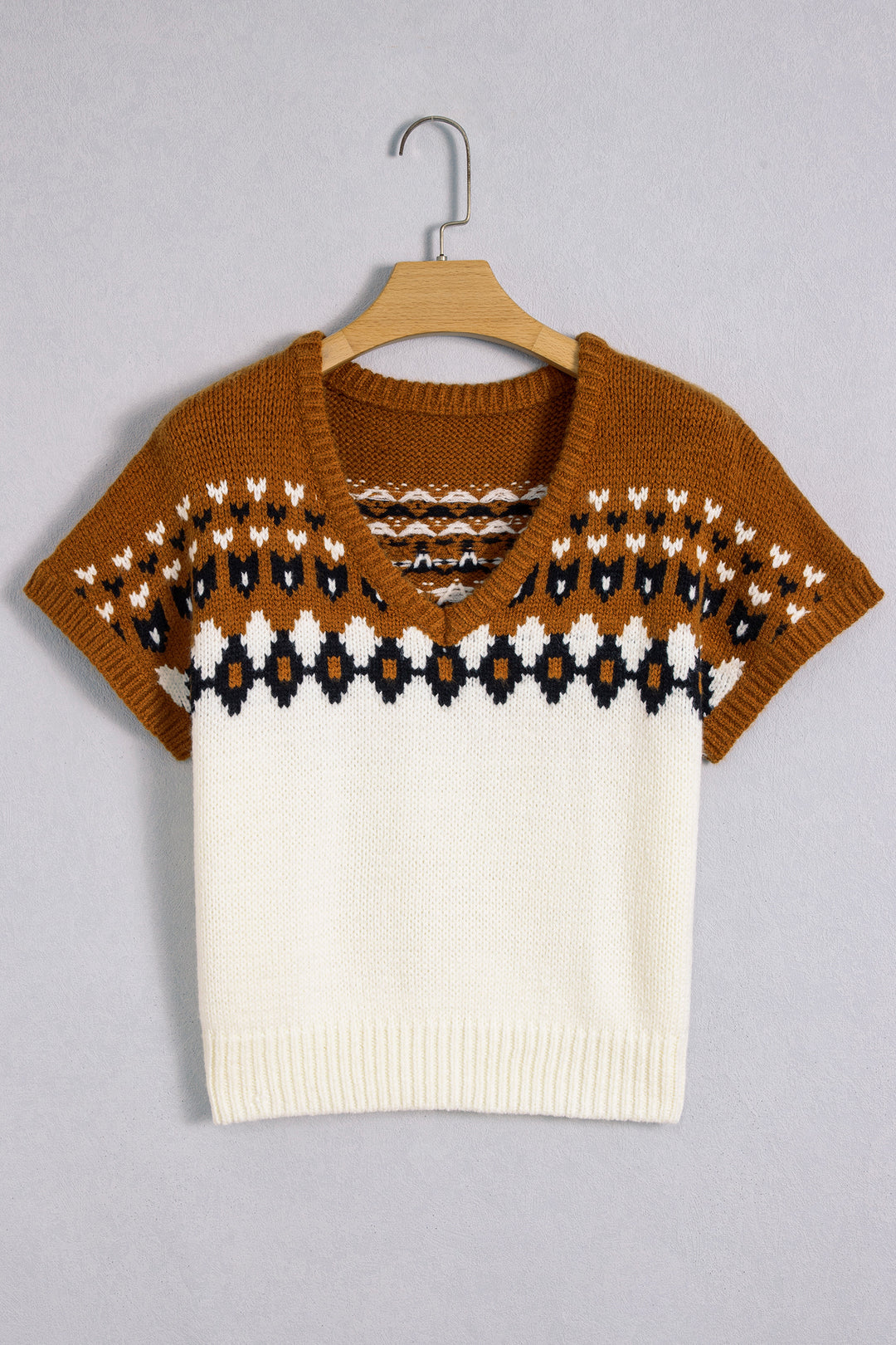 Brown V Neck Short Sleeve Geometric Print Western Style Knit Tee