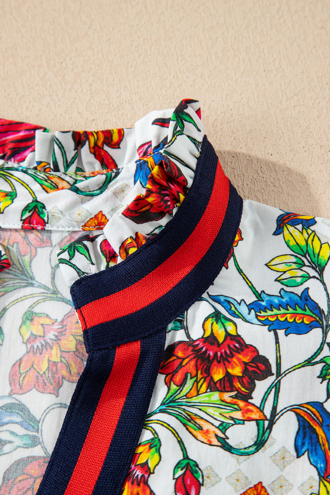 Multicolour Contrasted V Neckline Floral Puff Short Sleeve Blouse