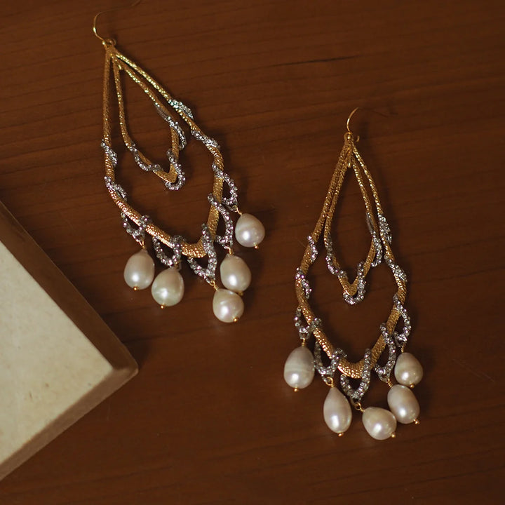 Natural Pearl European and American-style Niche Designer Retro Vintage Medieval Alexis Bittar Earrings