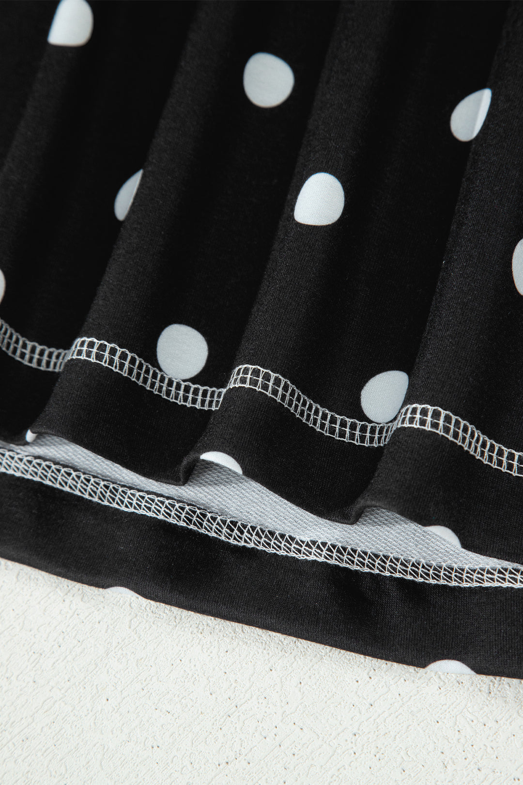 Black Exposed Seam Detail Polka Dot Loose Tee Drawstring Shorts Set