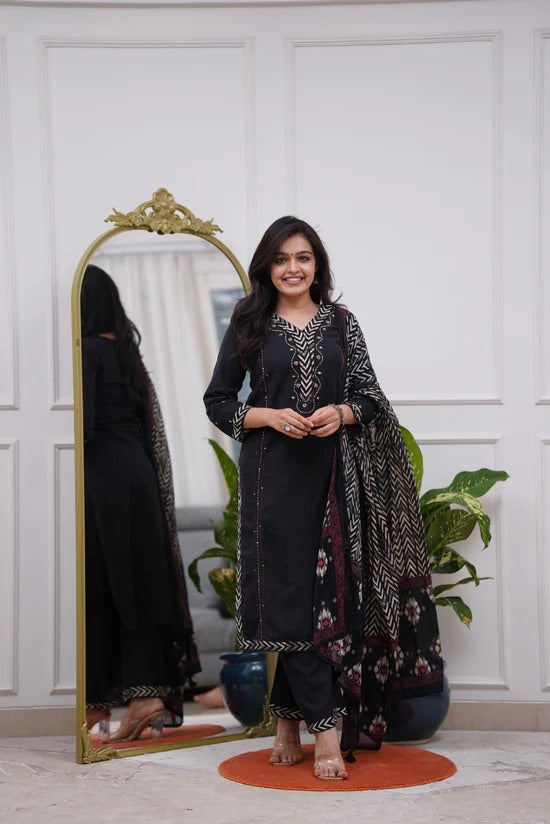 Elegant Black Printed Kurta Set with Dupatta