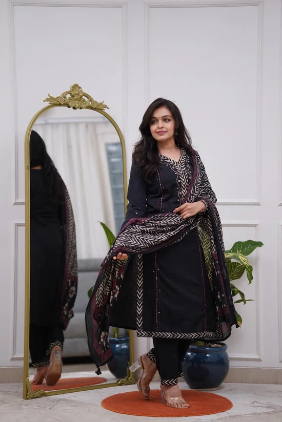 Elegant Black Printed Kurta Set with Dupatta