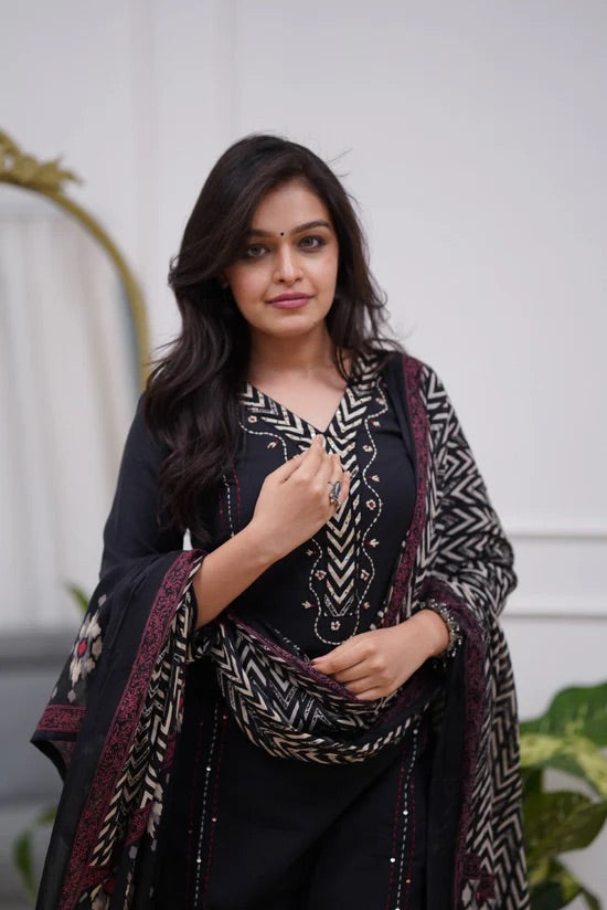 Elegant Black Printed Kurta Set with Dupatta