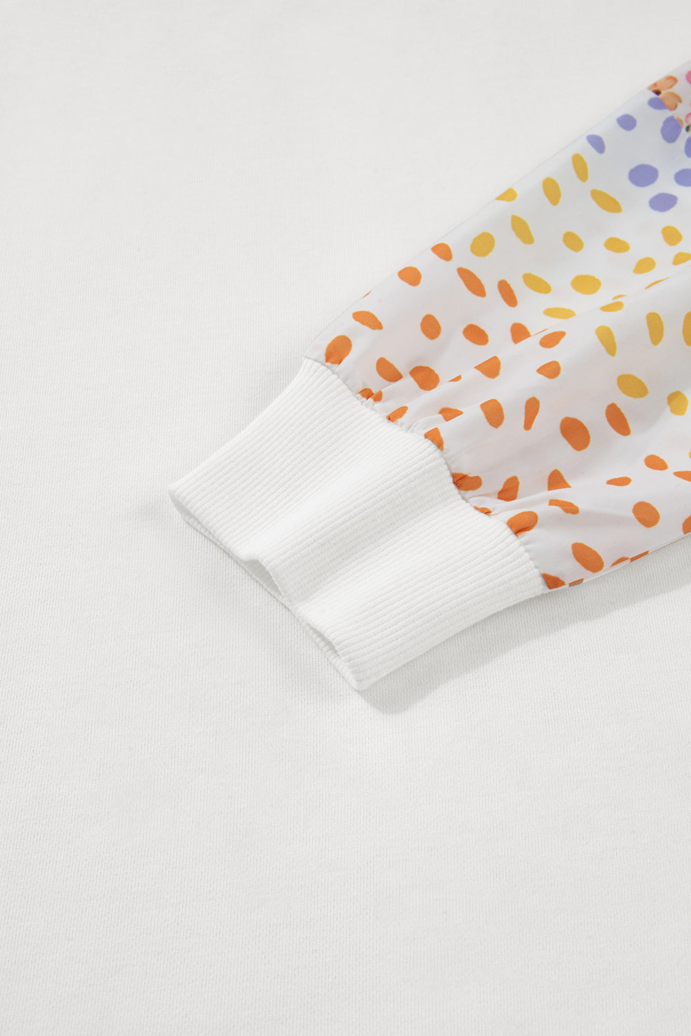 White Plus Size Exposed Seam Detail Contrast Dot Floral Patchwork Sleeve Sweatshirt