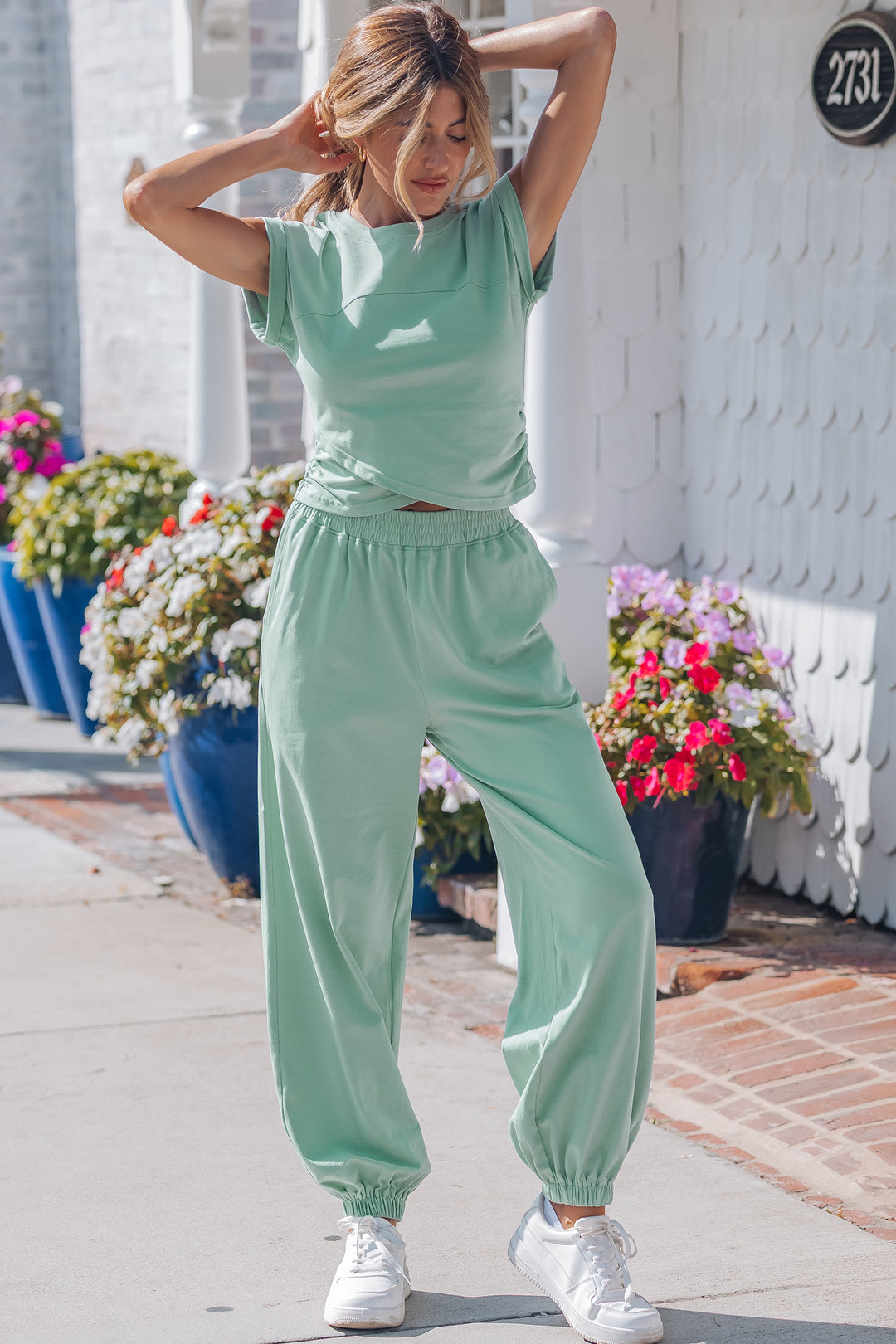 Racing Red Solid Color Cropped Tank Top and Jogger Pants Set