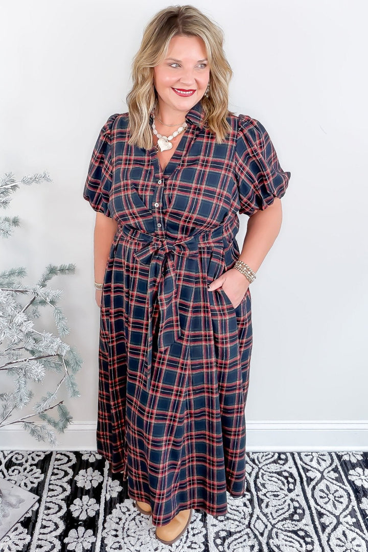 Black Plaid V Neck Belted Waist Short Sleeve Plus Size Dress