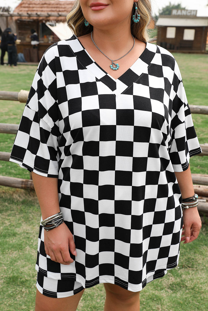 Black Checkered Pattern Tee and Shorts Plus Size Two Piece Set