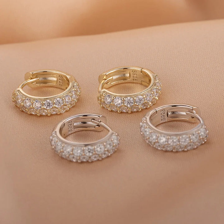 925 Sterling Silver Sparkling Diamond Round Earrings