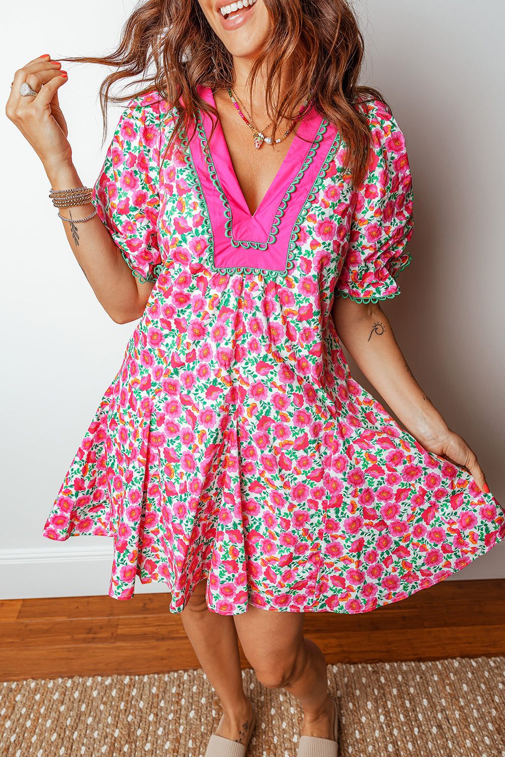 Pink Floral Print V Neck Patchwork Short Bubble Sleeve Mini Dress