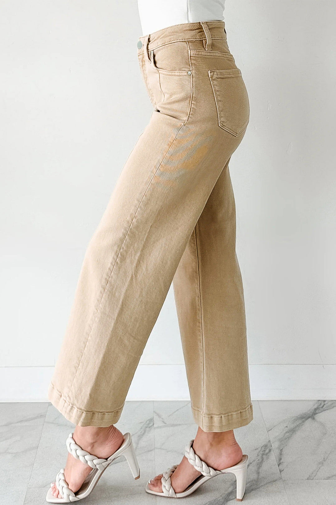 Red Sandalwood Solid Color Seamed Center Wide Leg Cropped Jeans