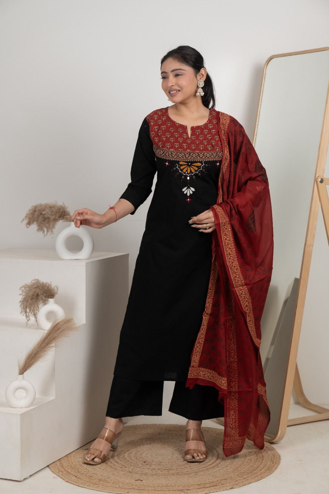 Printed Kurta Set with Dupatta Elegant Ethnic Wear